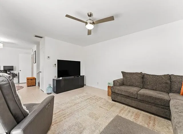 1251 S Federal Hwy #120 — Photo 10