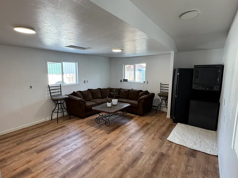 808 N J St — Photo 9