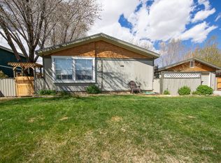 2327 Stone Cir, Bishop, CA 93514