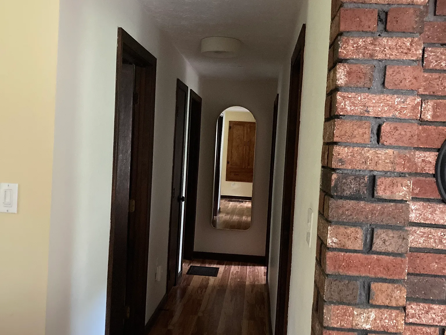 182 Country Club Rd — Photo 3