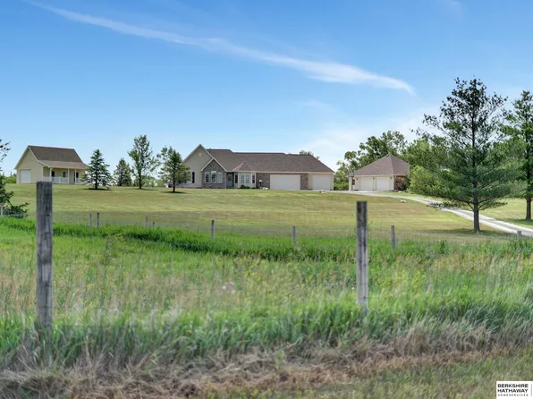 1610 S 202nd St, Eagle, NE 68347