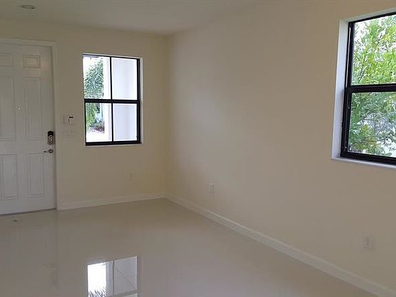 4th image of 8857 NW 103rd Ave