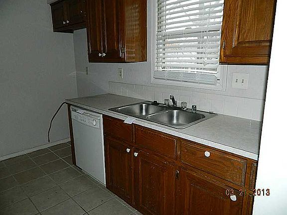 5th image of 4 Shotliff Cir