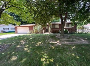 1413 S Park St, Shawano, WI 54166