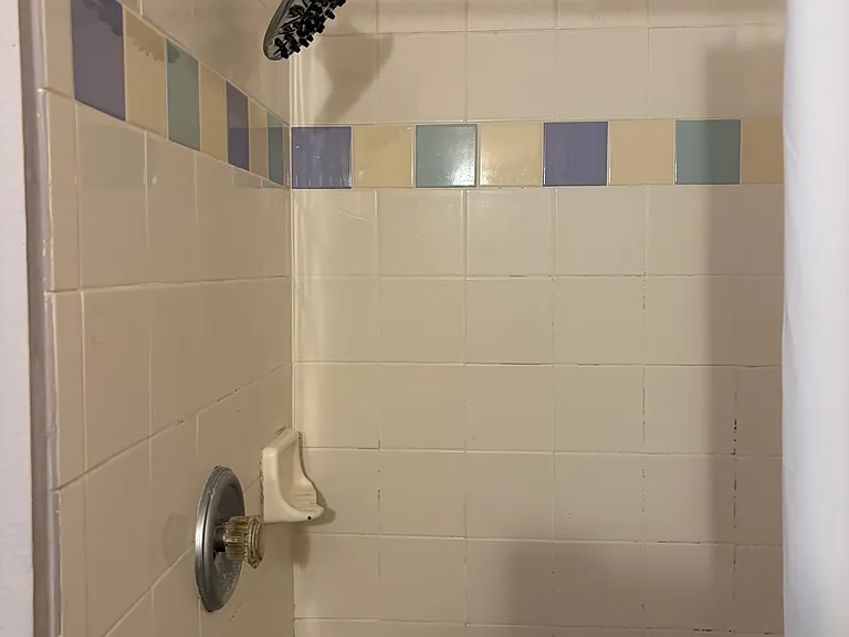 4403 Saint Georges Ct — Photo 2