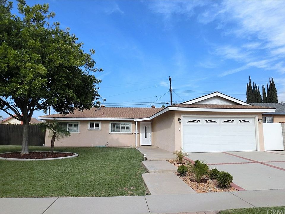 1st image of 21245 E Nubia St