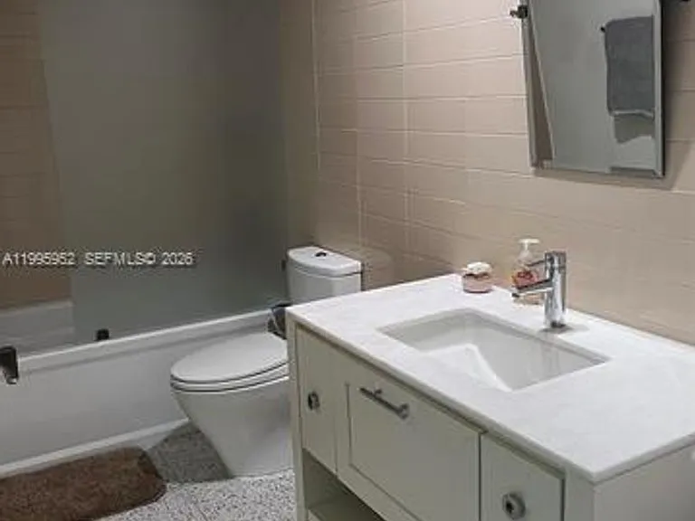 881 Ocean Dr #18B-BISCAYNE2 — Photo 16