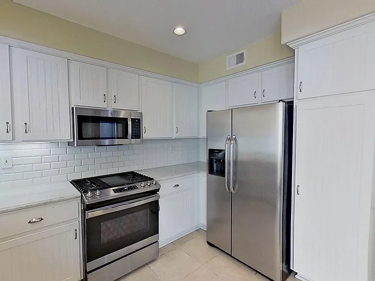 2581 W Ardenwood Ct — Photo 7