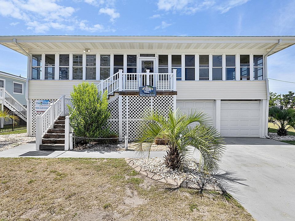 1st image of 4706 Surf St.