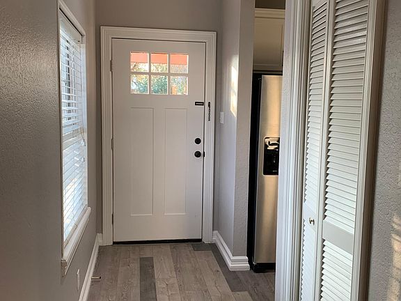 4th image of 130 Katherine Ct APT 2