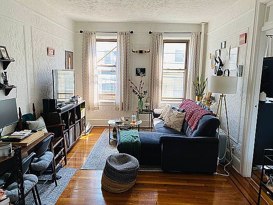 1st image of 21-61 Steinway St #B4