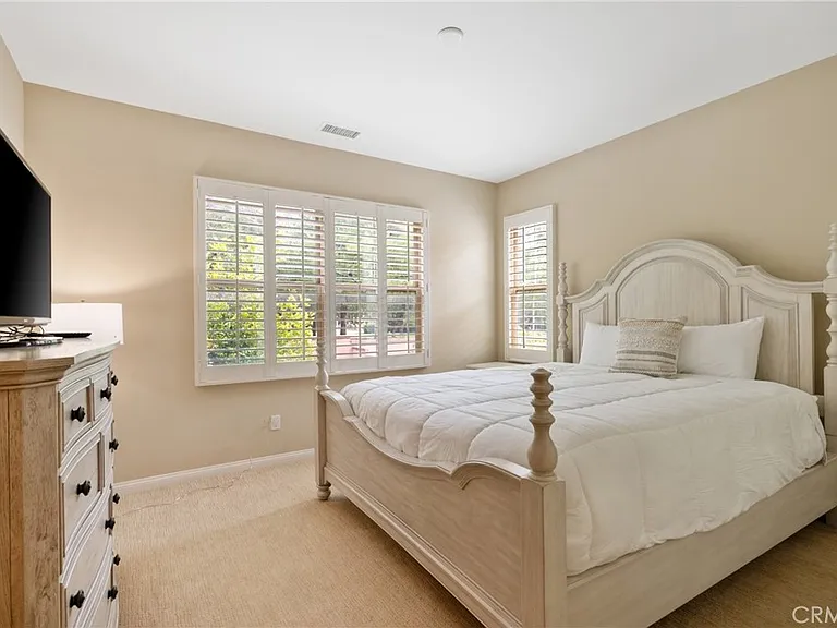 61 Crestwick — Photo 15