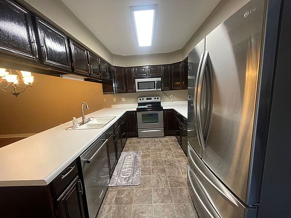 5th image of 3634 Greenacres Place Dr Unit 238