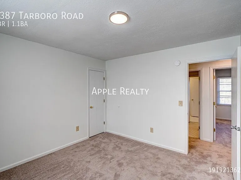 1387 Tarboro Rd — Photo 21