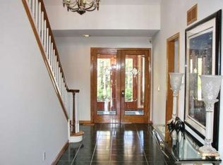 4885 Gallagher Rd, Rochester, MI 48306