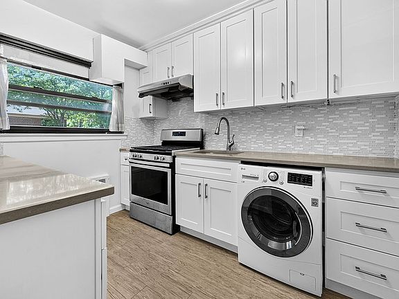 3rd image of 219-58 74th Ave #1