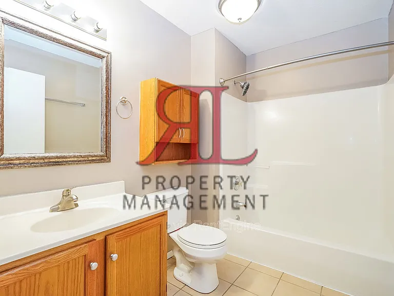1241 Rivercrest Dr S #B — Photo 12