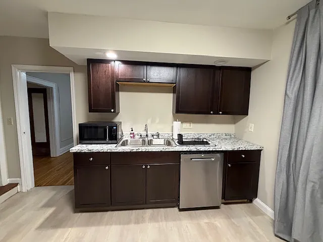 750 Euclid Ave #1 — Photo 18