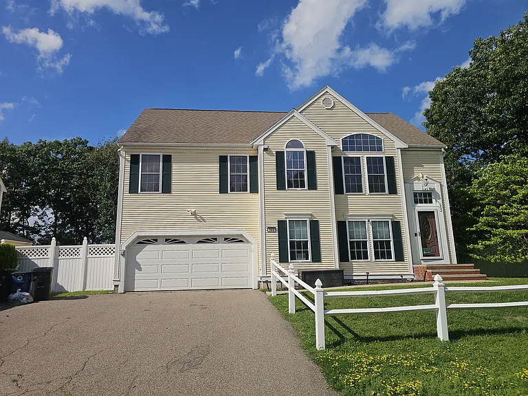 202 Falls Blvd — Photo 43
