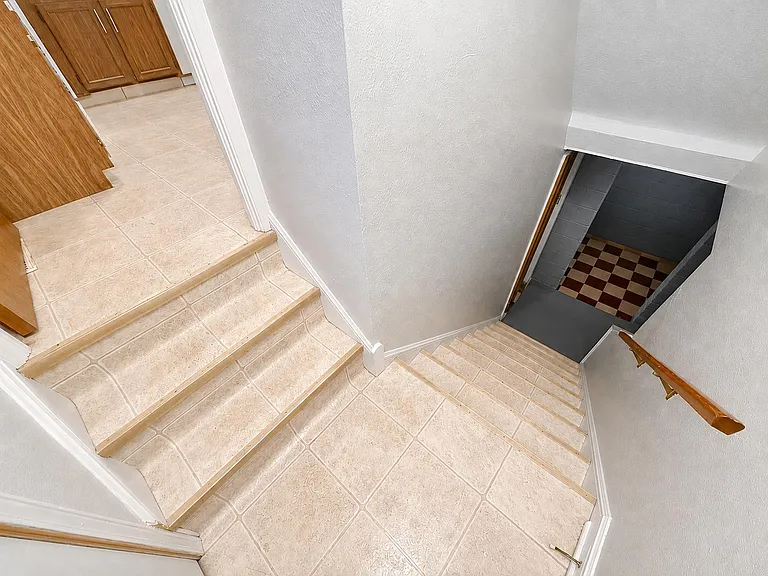 4706 Redfern Rd — Photo 25