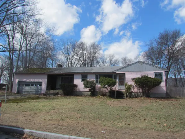 110 Cedar Hill Drive, Manchester, NH 03109