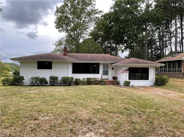 7029 Suburban Arch, Norfolk, VA 23505