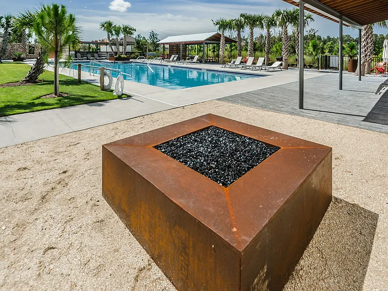63-web-or-mls-14-Whitfield Park Firepit_06112026