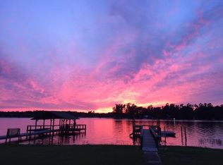 1032 Forest Lake Dr, Manning, SC 29102