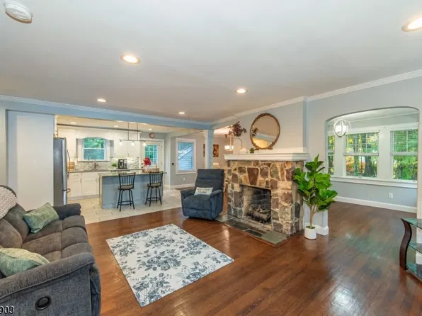 260 Cozy Lake Rd, Jefferson Twp., NJ 07438
