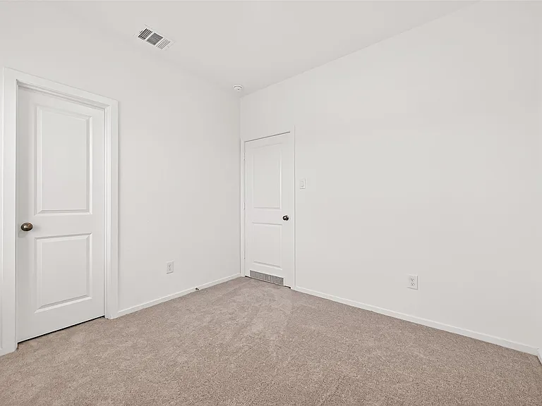 2226 Salinas Dr — Photo 19