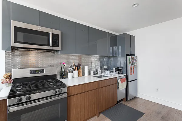 Rented by Platinum Properties | media 4