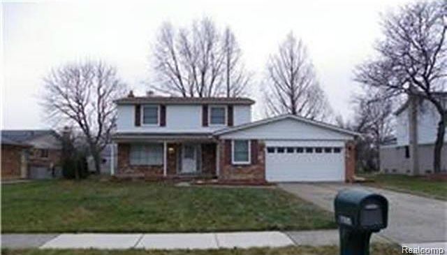 1st image of 17005 Crescent Dr