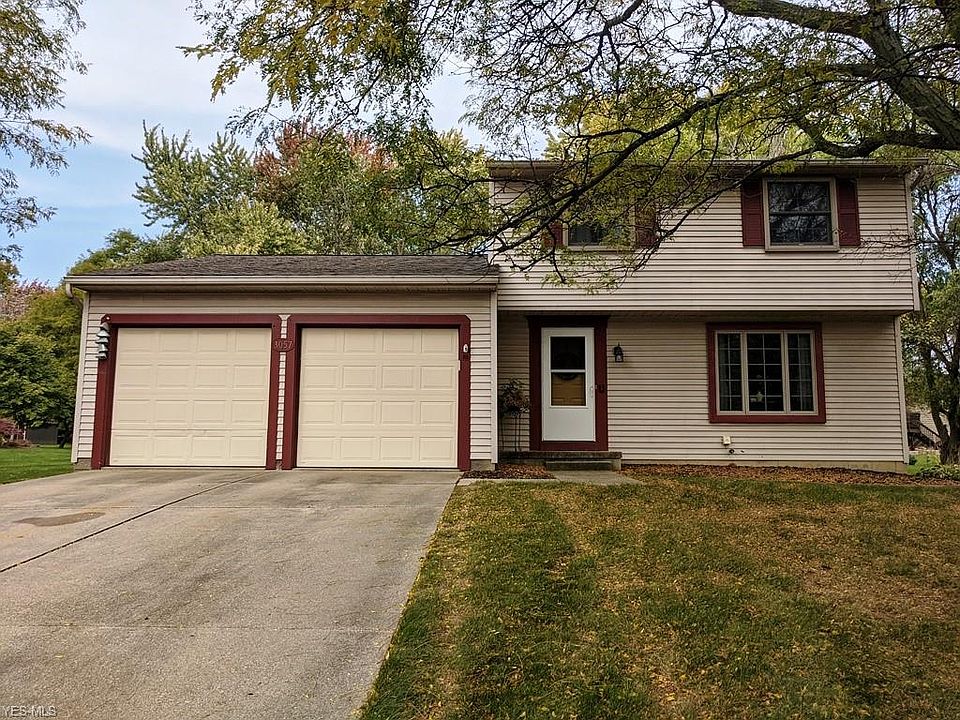 1st image of 3057 Stockbridge Dr