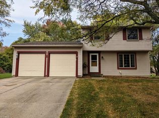 3057 Stockbridge Dr, Stow, OH