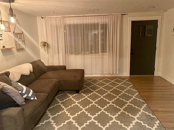 5th image of 4621 Villa Dr