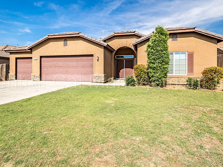 602 Voorhies Ln — Photo 2