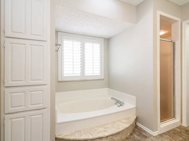 7709 Harmony Dr — Photo 10