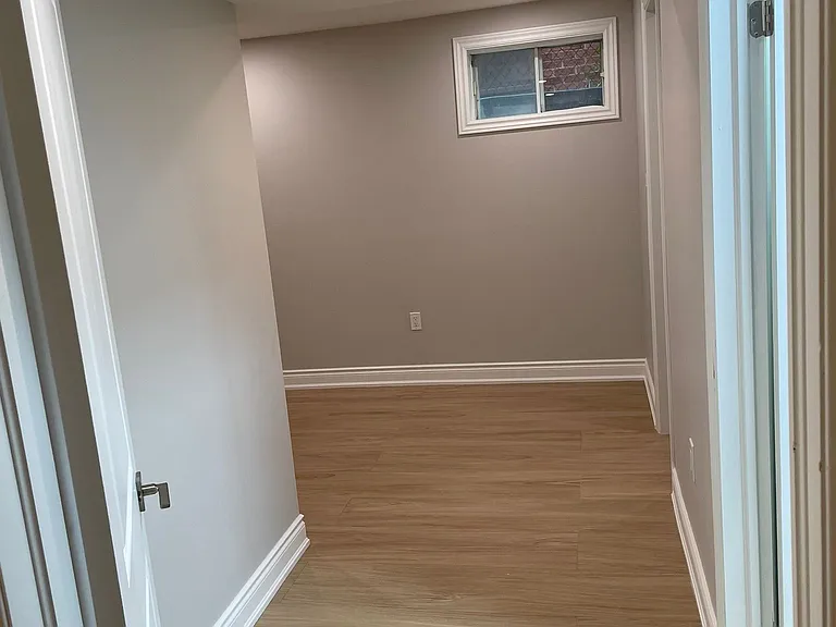 89 Jackman Cres #BASEMENT — Photo 13