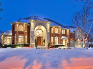 372 River Oak Pl, Waterloo, ON N2K3N8