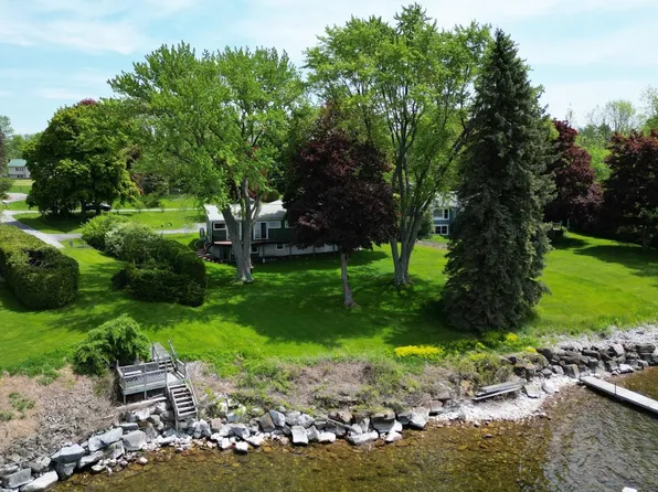 315 Champlain Drive, Shelburne, VT 05482