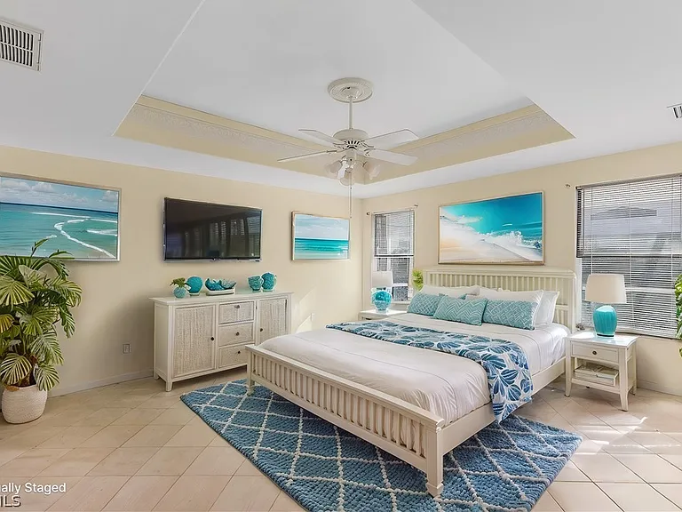 9439 Palm Island Cir — Photo 9