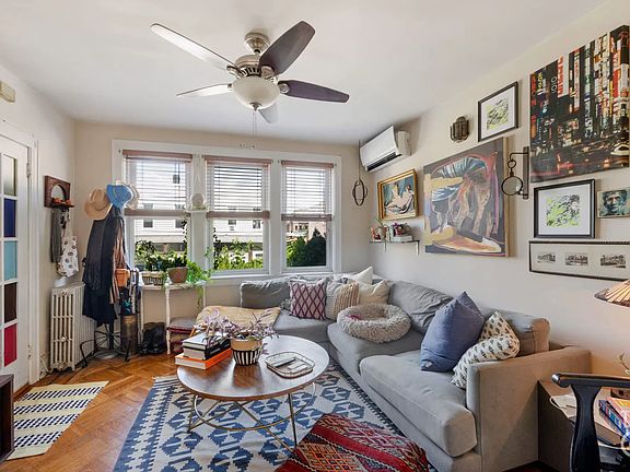2nd image of 3257 30th St