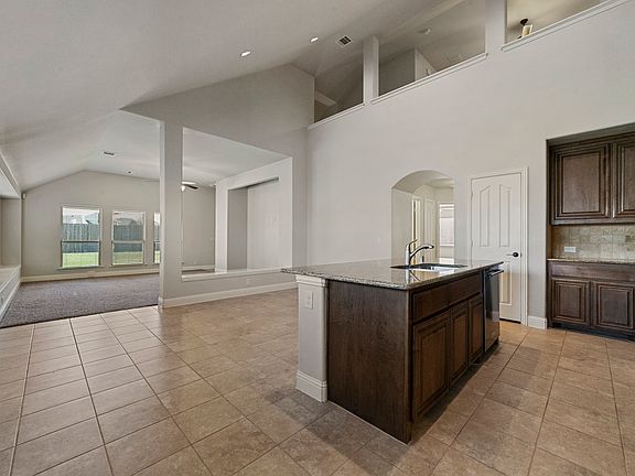 5th image of 1113 Stampede Dr
