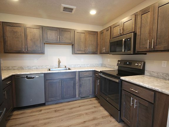 3rd image of 1110 American Ave APT 3