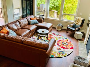 (Undisclosed Address), Milwaukie, OR 97267