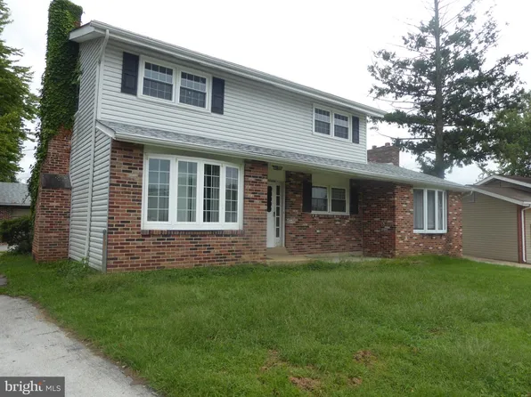 1006 Mayflower Dr, Newark, DE 19711