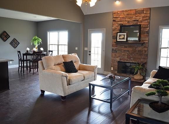 4th image of 120 Farmington Lot 120