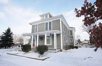 3rd image of 1013 W Chestnut St