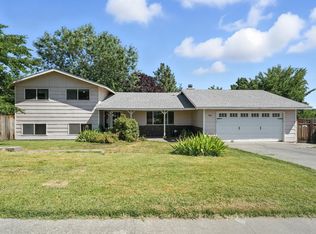 1116 W 16th Pl, Kennewick, WA 99337