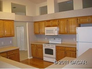 5th image of 4102 NW 64th Pl